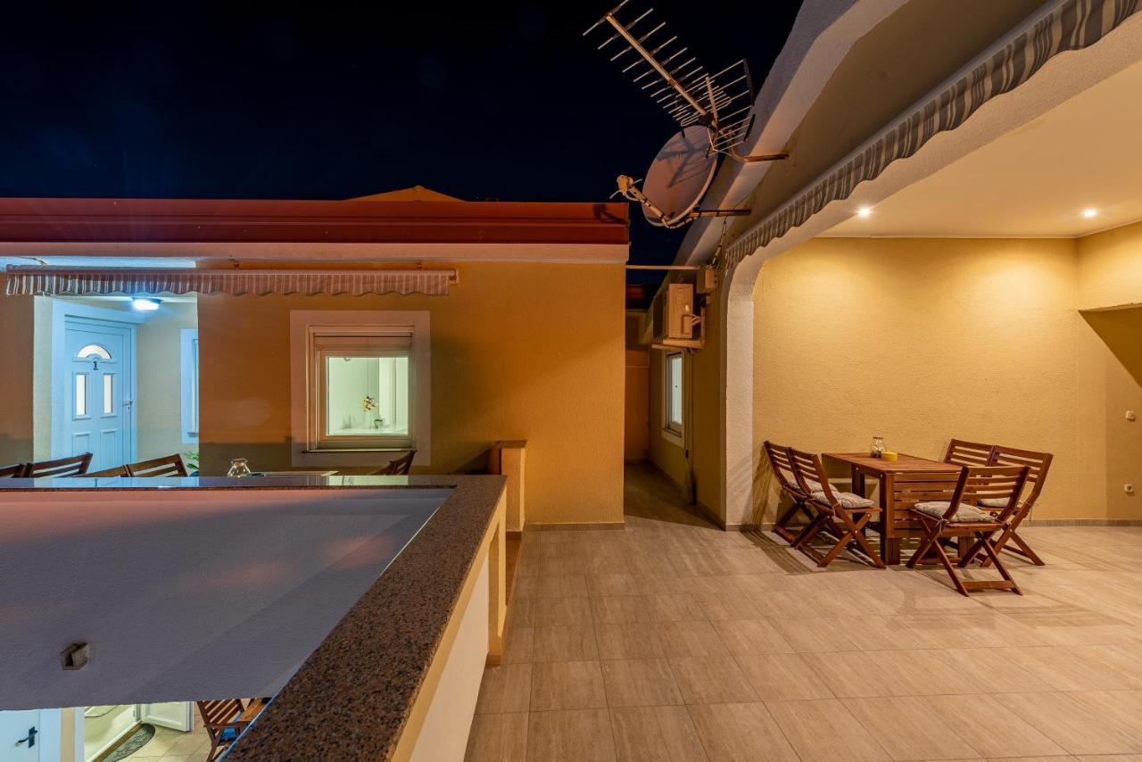 Villa Karmen - Poolhouse Vir Dış mekan fotoğraf